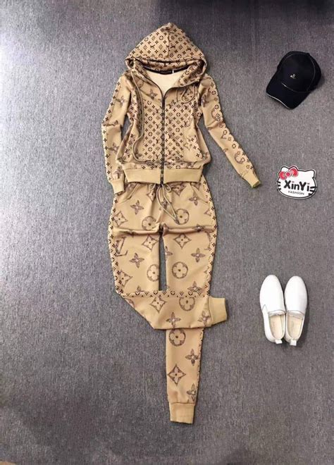 louis vuitton pearl tracksuit|louis vuitton tracksuits 2xl.